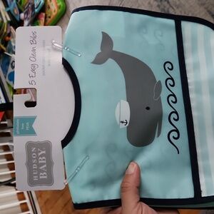 Hudson Baby Clean Bibs